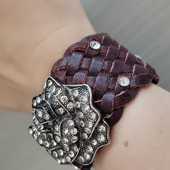 Brown Woven Belt with Silver Rose Bracelet - Picture 6 of 6